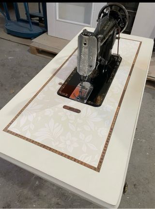 Máquina de coser Sigma antigua