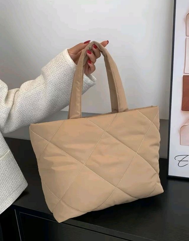 Botas altas beige + Bolso