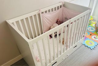 Cuna IKEA Stuva + colchón + almohada 