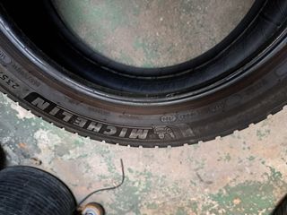 Neumático 235/50R19 103V