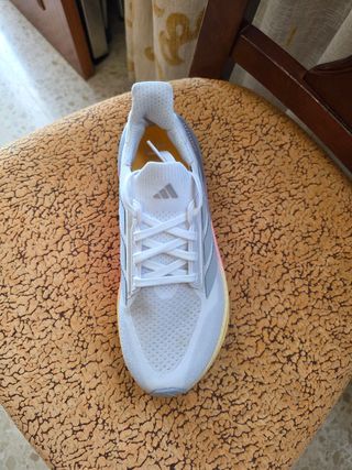 Adidas Ultraboost 5X n38 como nuevas 
