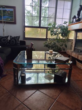 Mesa centro cristal dorada