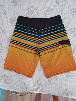 Bermuda surf naranja y azul Billabong