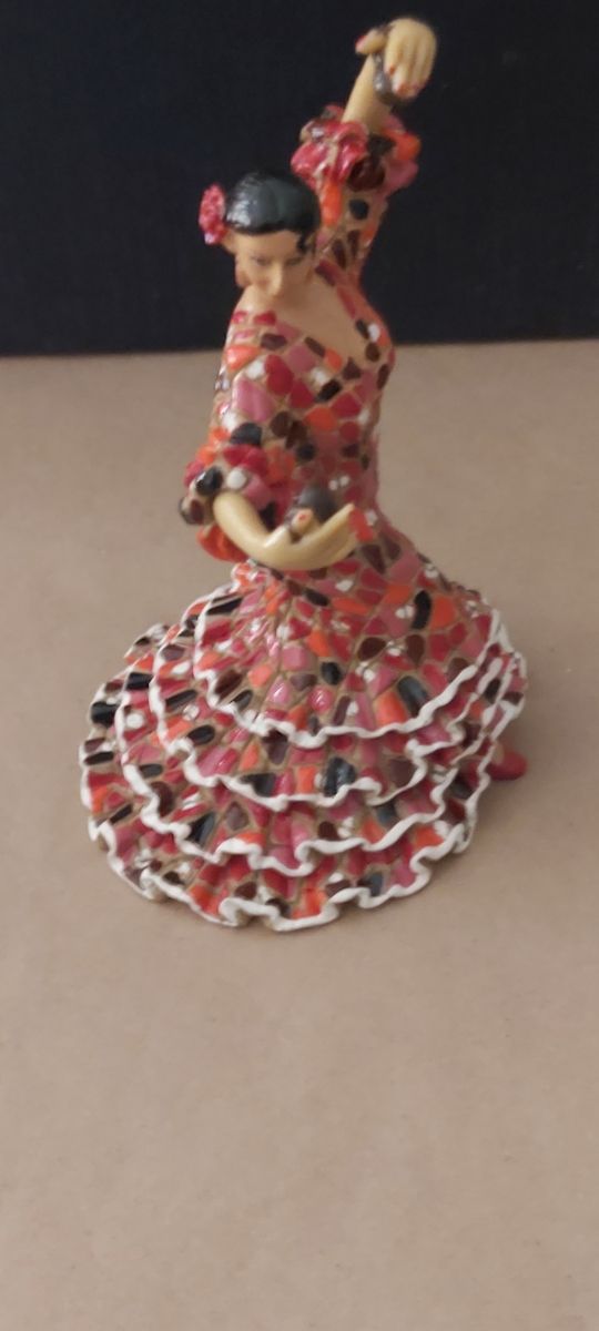 Bailaora Flamenca de Resina, marca Barcino