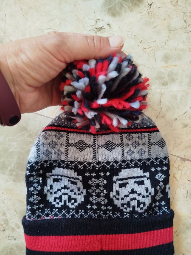 Gorro Star Wars con pompón