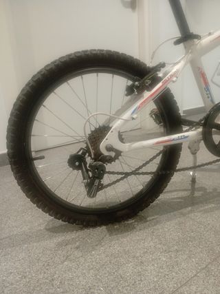 Bicicleta MTB Infantil