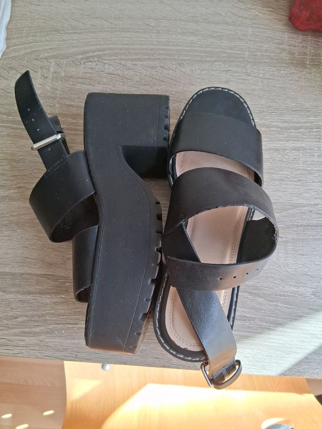 Sandalias plataforma negras