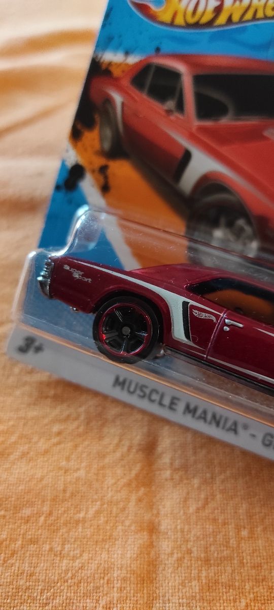 HotWheels '67 Chevelle SS 396 (Muscle Mania)