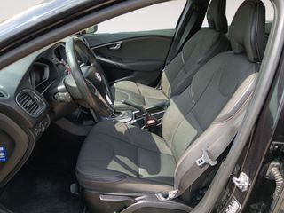 Volvo V40 Plus