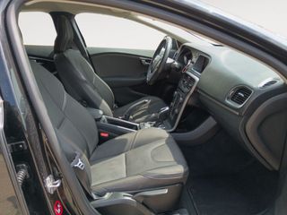 Volvo V40 Plus