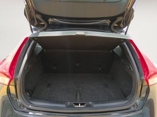 Volvo V40 Plus