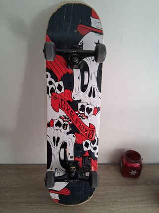 Skateboard usado