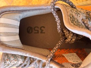 Adidas Yeezy 350 - Gris/Naranja - Talla 38