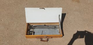 Cortadora cerámica antigua