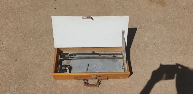 Cortadora cerámica antigua