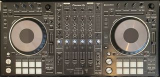 Pioneer DDJ-RZ Controller DJ