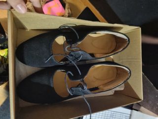Zapatos flamenco negros, nuevos