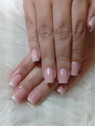 UÑAS A DOMICILIO 