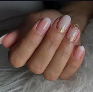 UÑAS A DOMICILIO 