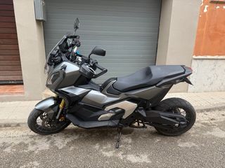 Honda X-ADV 750 - Moto