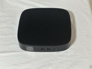 HP mini-PC negro