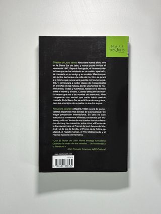 El lector de Julio Verne: Episodios de una guer...