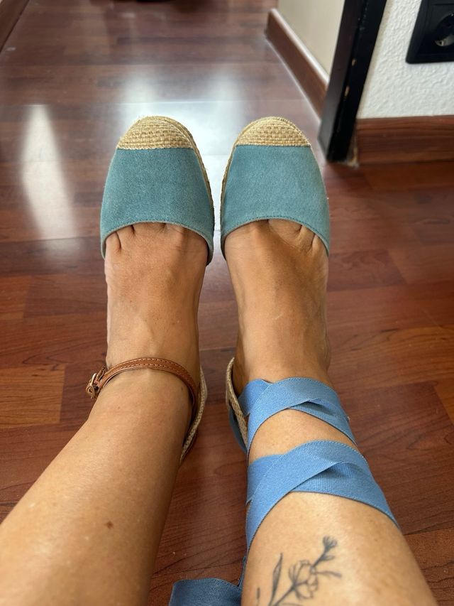 Zapatos cuña azul