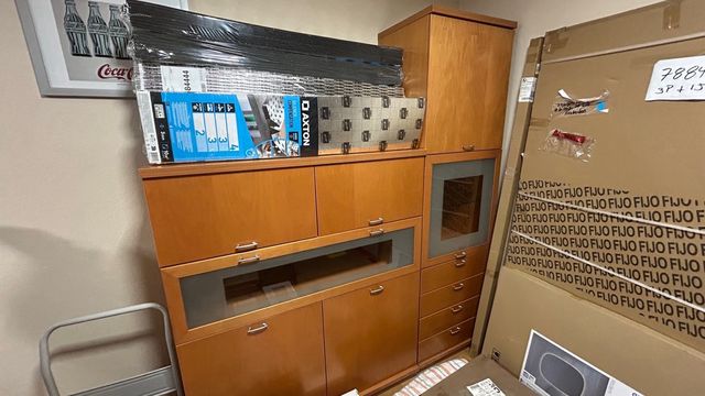 Muebles salón (aparador y columna)