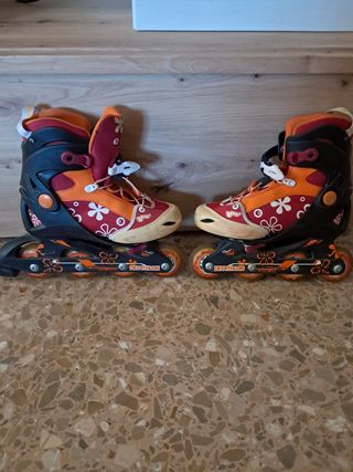 Patines niña Decathlon + protecciones. 
