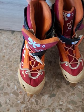 Patines niña Decathlon + protecciones. 
