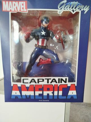 Figura Marvel Gallery Capitán América
