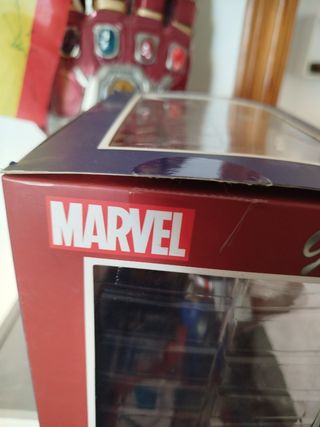 Figura Marvel Gallery Capitán América