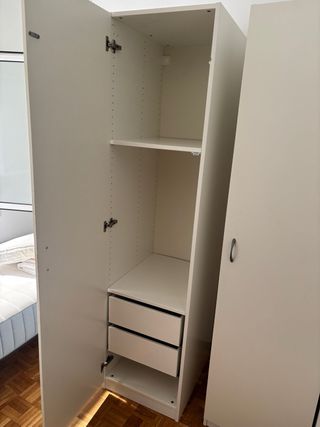 2 Armarios blancos - Muebles