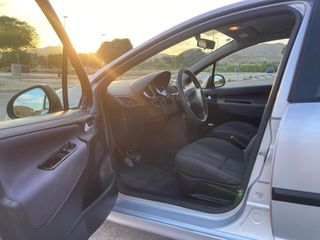 Peugeot 207 HDi Urban 