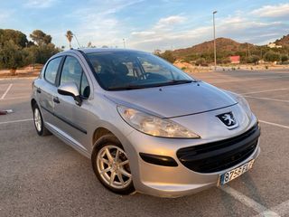 Peugeot 207 HDi Urban 