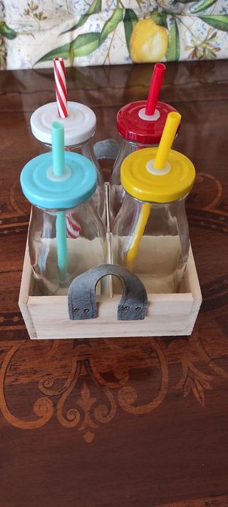 Set 4 Bottigliette Latte Vintage