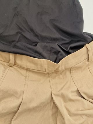 Conjunto blusa negra y falda beige SKU:240825-24