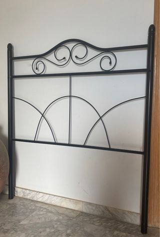 Cabecero Cama 105cm Metal Negro.
115 x 125 cm.