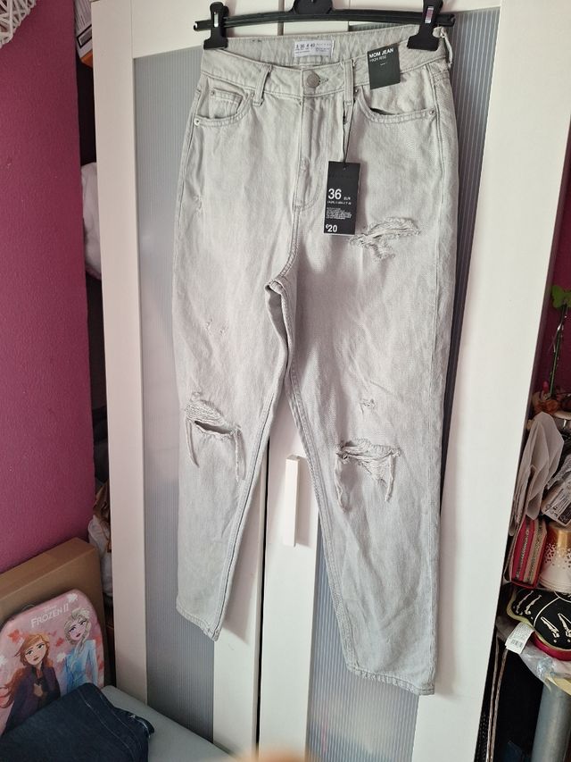 Jeans Mom grises rotos - 36