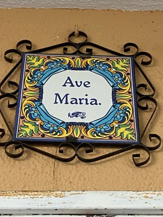 Azulejo Ave María con marco