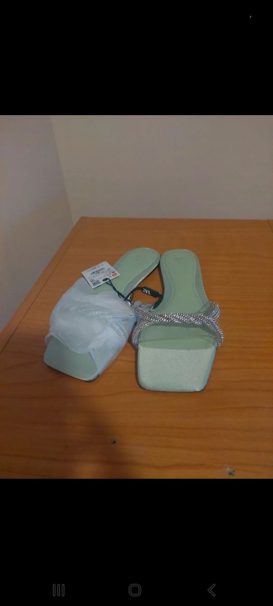 Sandalias Zara - Verdes con brillos