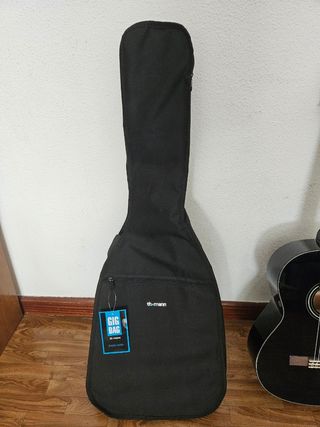 Guitarra clásica Yamaha C40 negra + funda