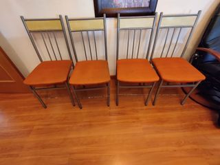 4 Sillas Comedor - Metal y Tela