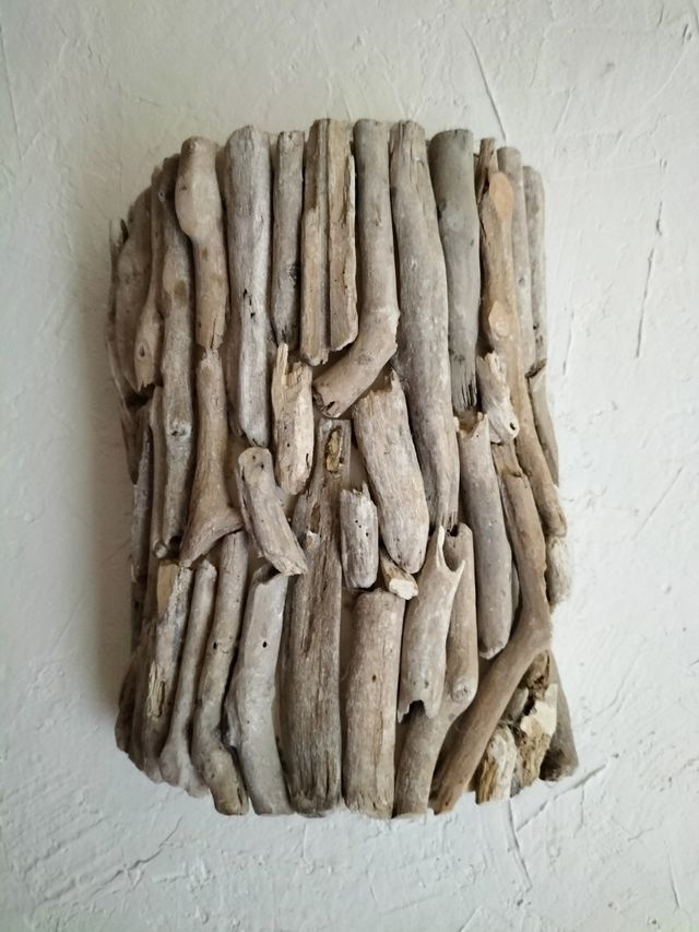  2 
Lampade da parete in legno - Decorazione murale