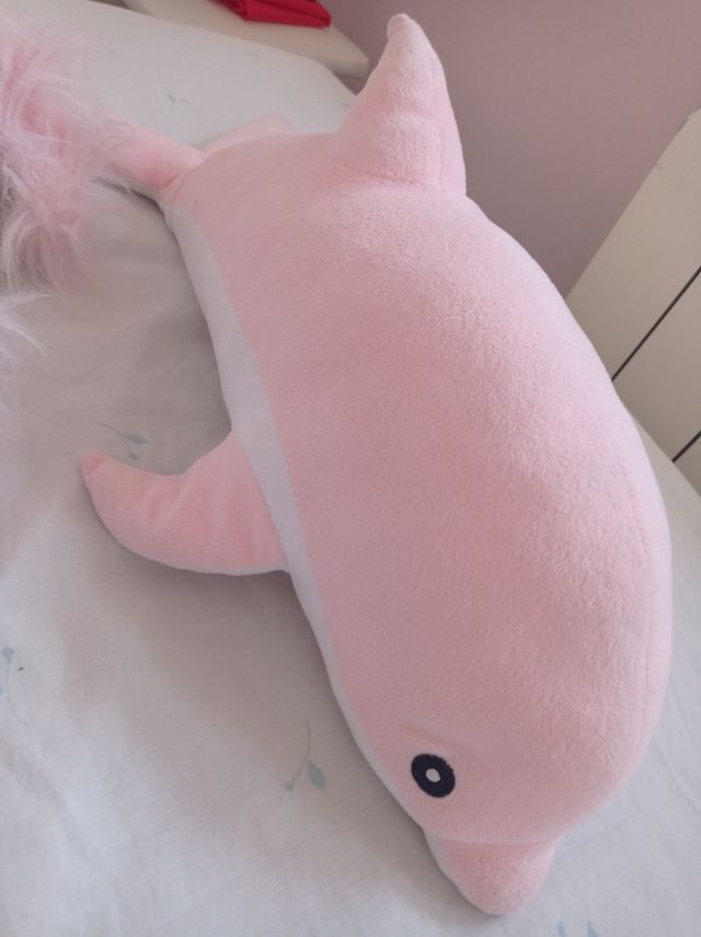 2 Peluches: Unicornio & Delfín