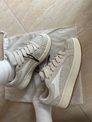 Zapatillas beige Zara