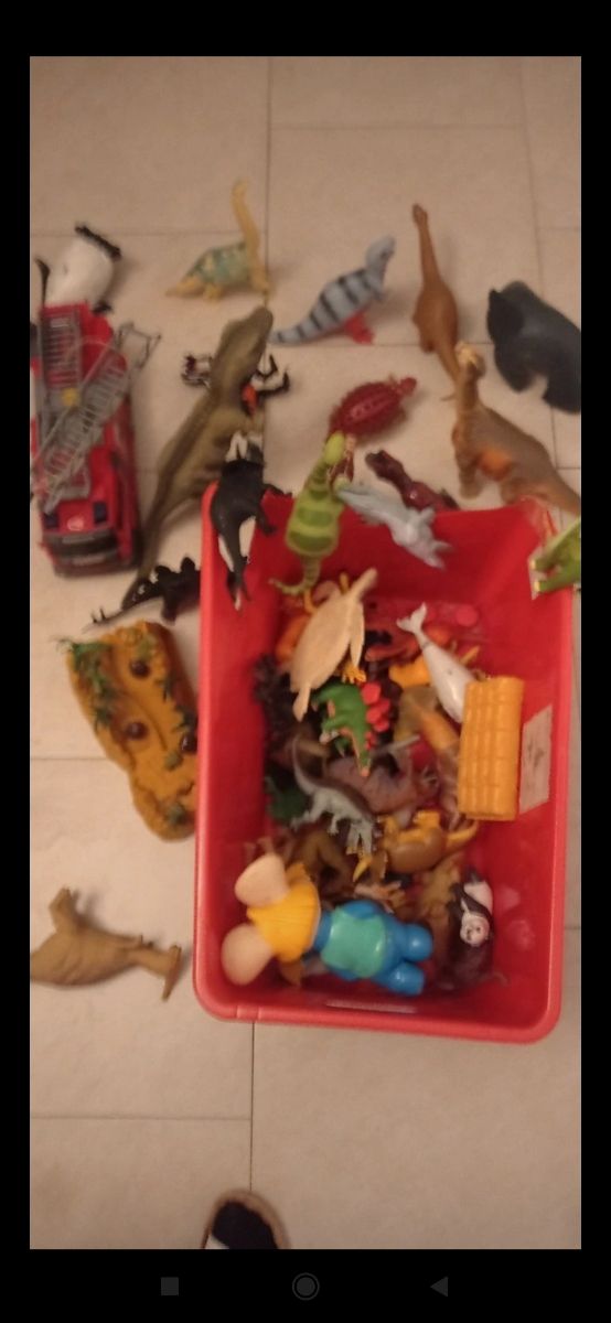 Dinosauri e giochi bimbi