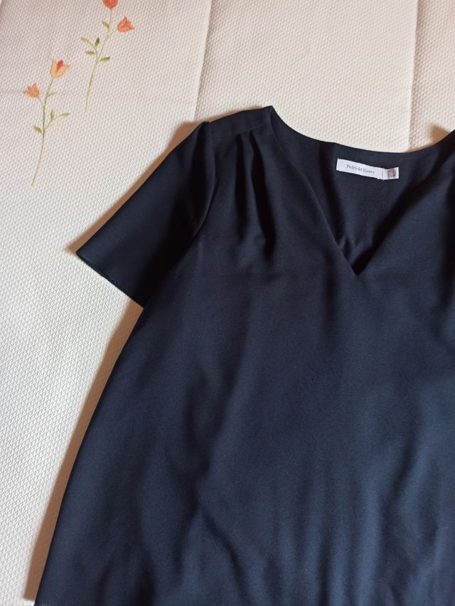 Blusa negra Pedro del Hierro