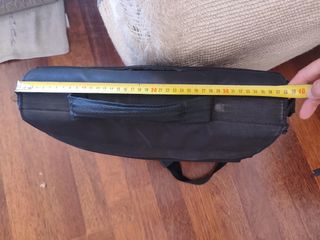 Funda portátil Belkin - Negra