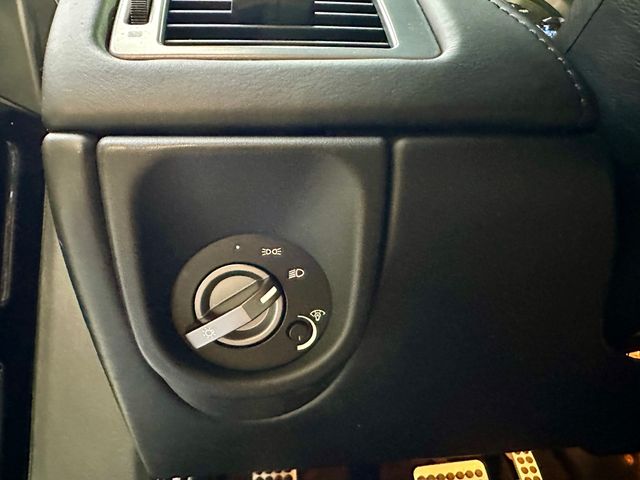 Aston Martin DB9 Coupé 5.9 V12 450cv